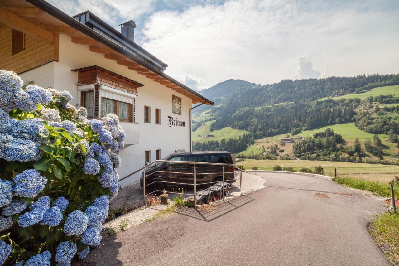 Haus Reimon Apt Reinhard San Leonardo in Passiria Luaran gambar